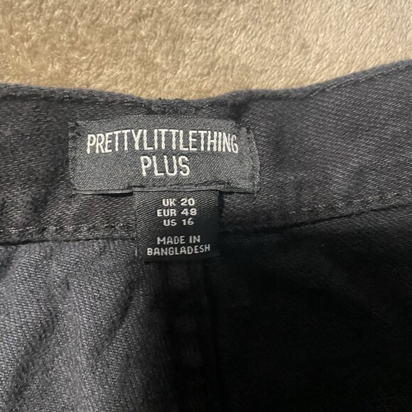 NWT Pretty Little Thing Jeans Womens 14 Plus Black Slim Split High Rise Pants - Picture 2 of 7